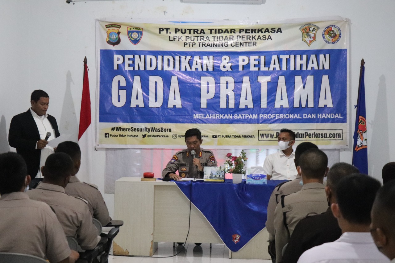 You are currently viewing Puluhan Satpam Ikuti Pelatihan Gada Pratama angkatan LXVII