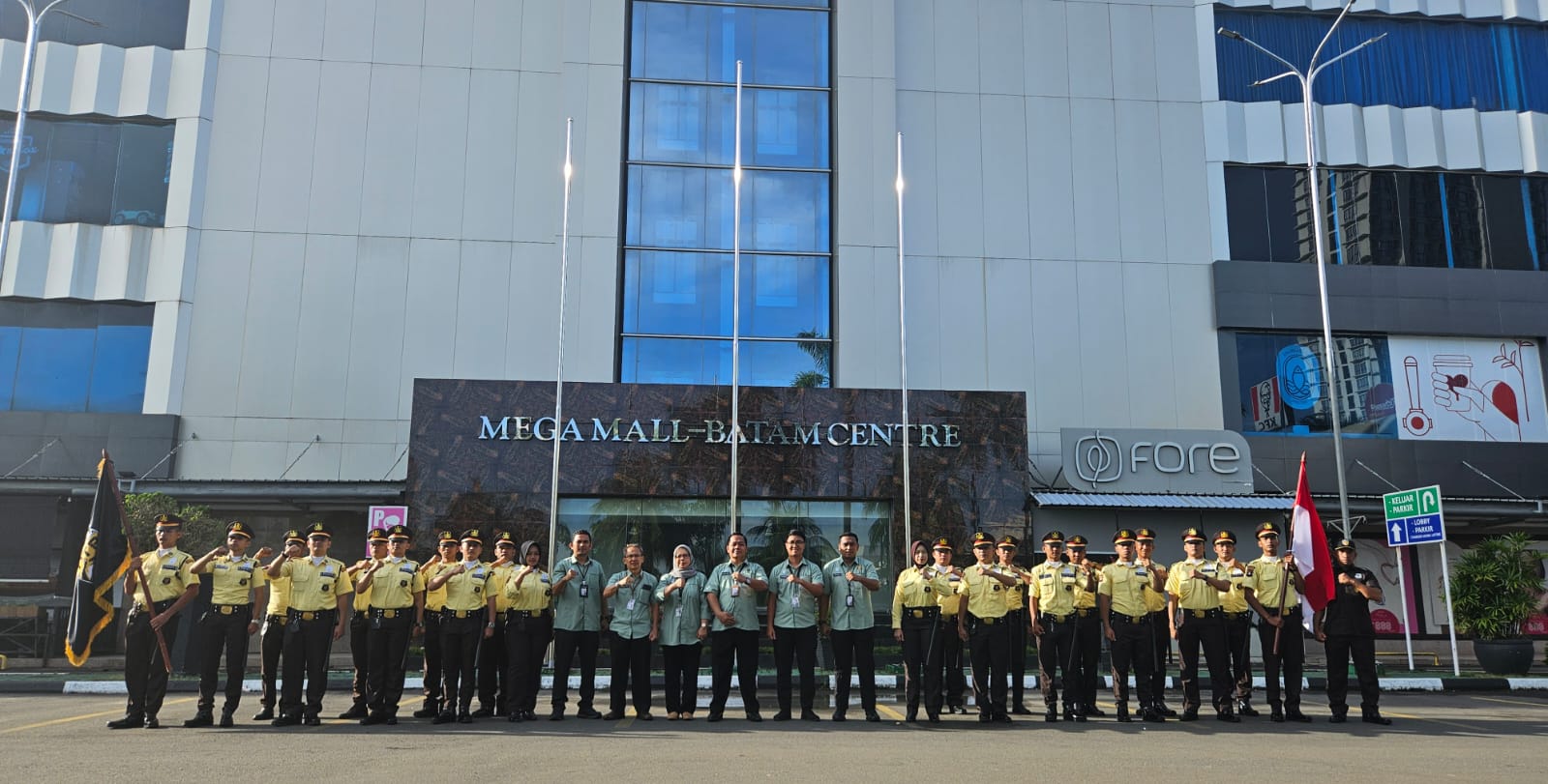 Pengamanan Satpam di Mega Mall dari PTP - (5).jpg